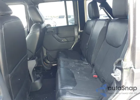 2017 Jeep Wrangler Unlimited Winter 4X4 из США, поврежденный, VIN 1C4BJWEG2HL612421